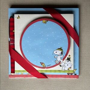 🆕 Peanuts winter themed memo pad set with pen by Hallmark
